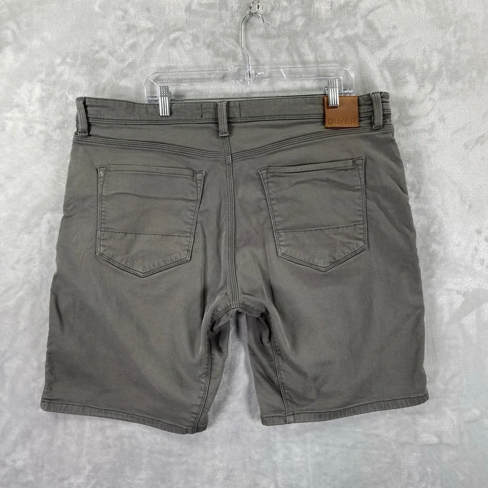 DU/ER Shorts Mens 40 N2X Relaxed Tapered Fit 10